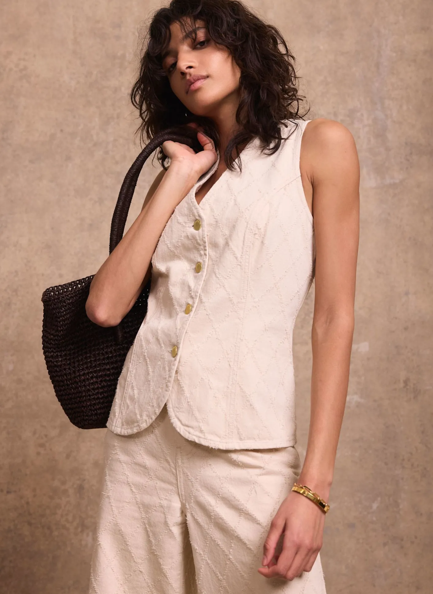Discount Cream Denim Diamond Textured Waistcoat Waistcoats|Denim Jackets