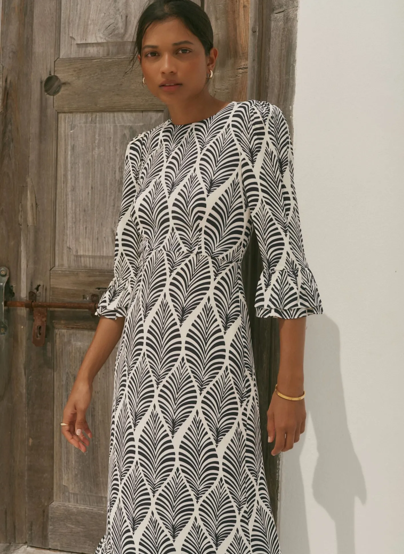 Outlet Navy Leaf Print Ruffle Detail Midi Dress Occasion Dresses|Occasion Dresses