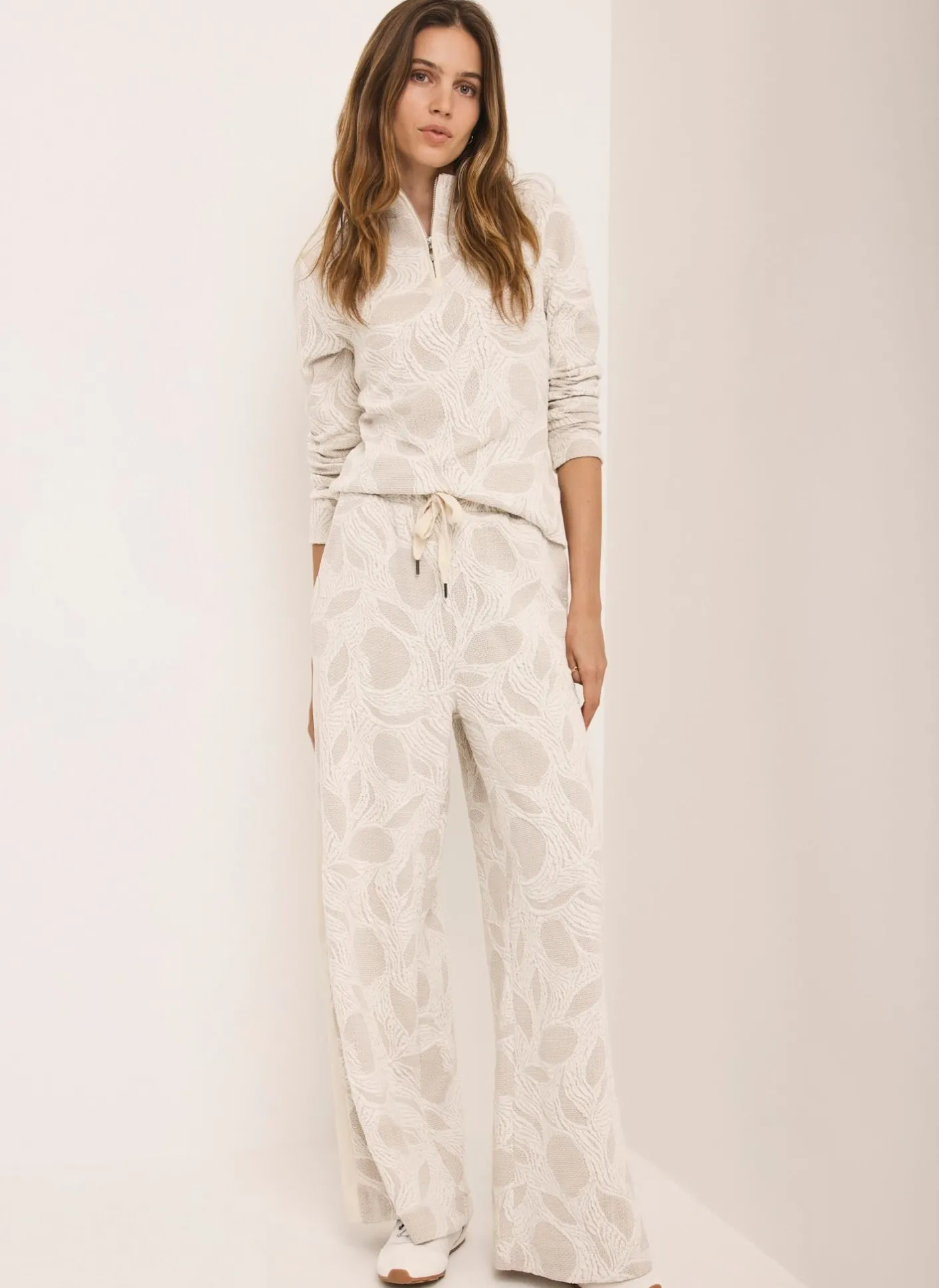 Sale Neutral Jacquard Long Sleeve Top Sweatshirts|Sweatshirts