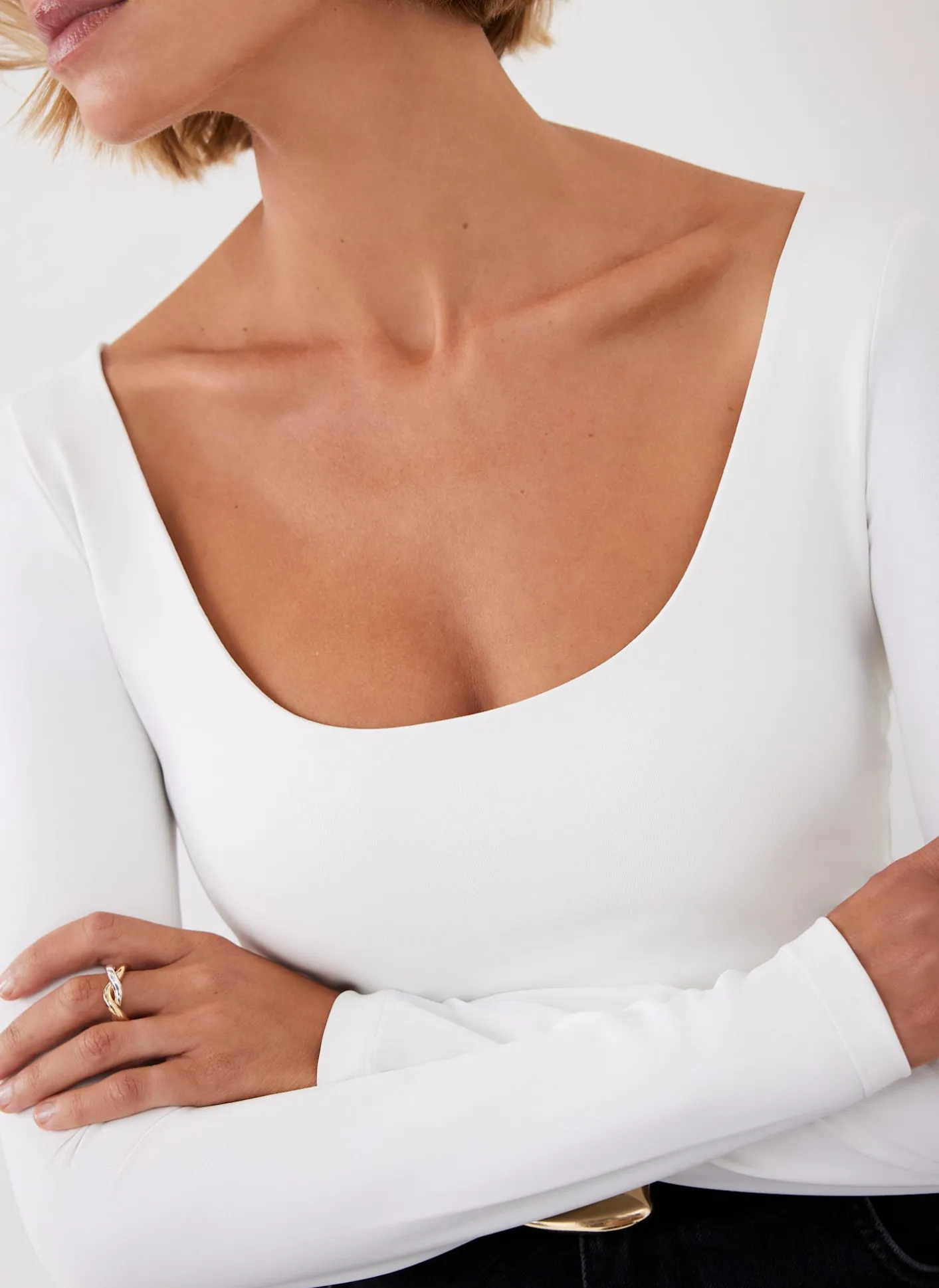 Sale White Scoop Neck Long Sleeve Top Essentials